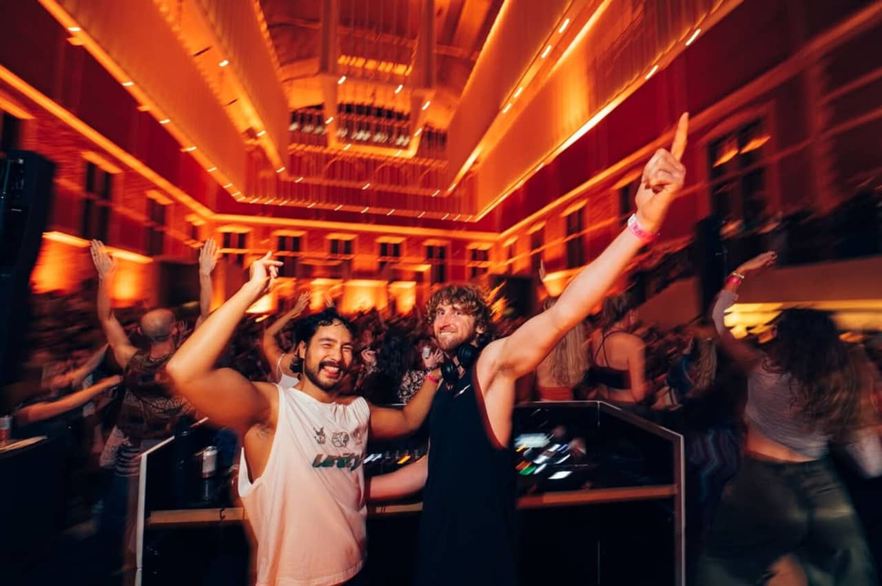 Henners DJing an ecstatic dance floor in Amsterdam